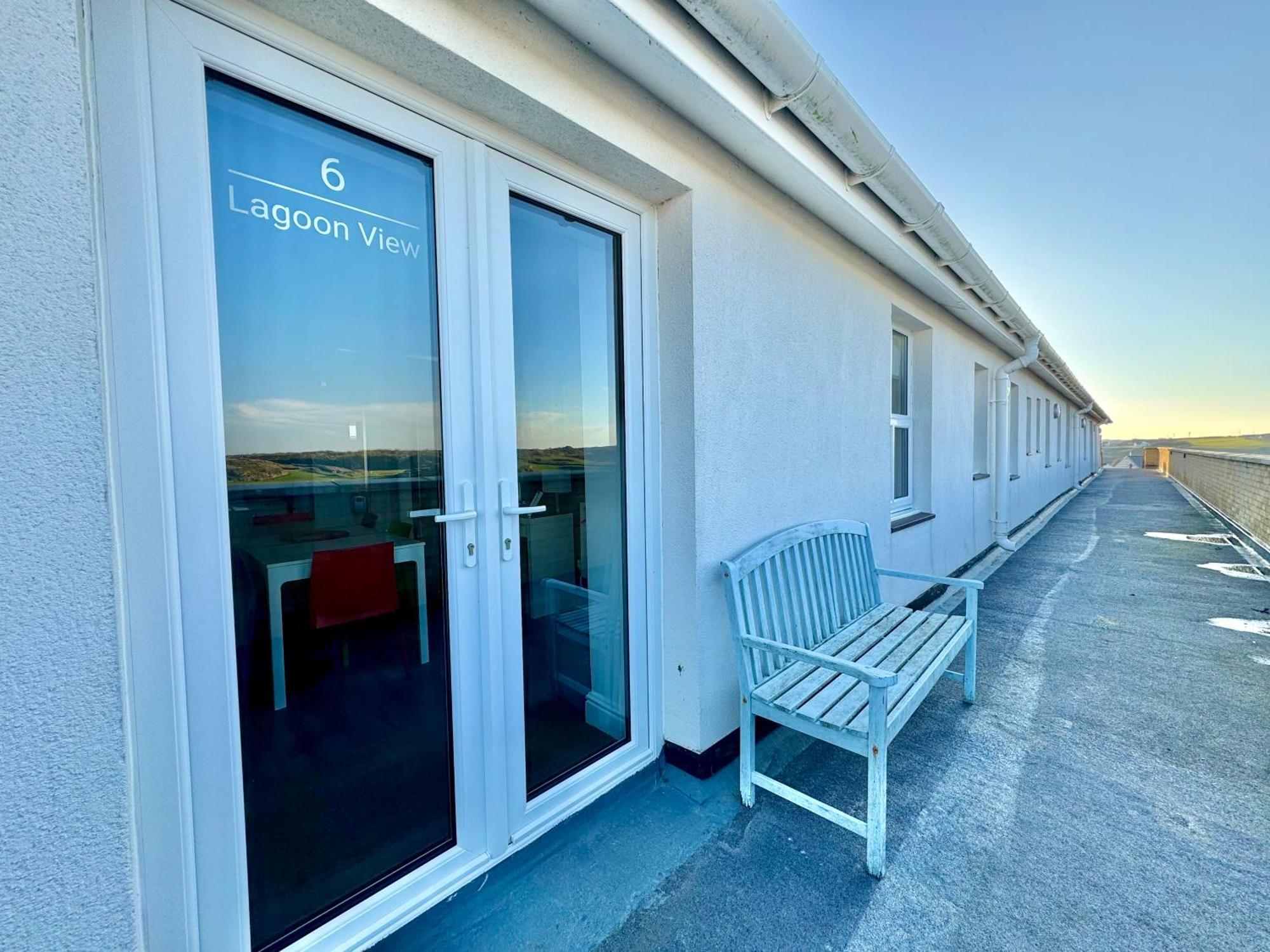 Lagoon View - Sea View- Pet Friendly - 2 Bed Apt - En-Suite Триадър Екстериор снимка