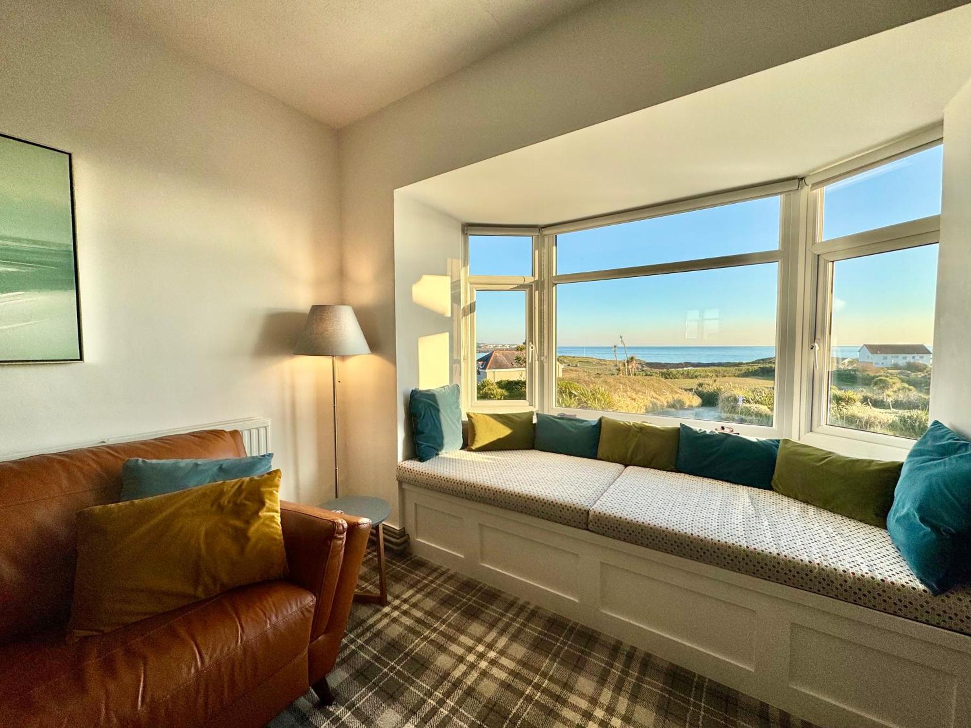 Lagoon View - Sea View- Pet Friendly - 2 Bed Apt - En-Suite Триадър Екстериор снимка