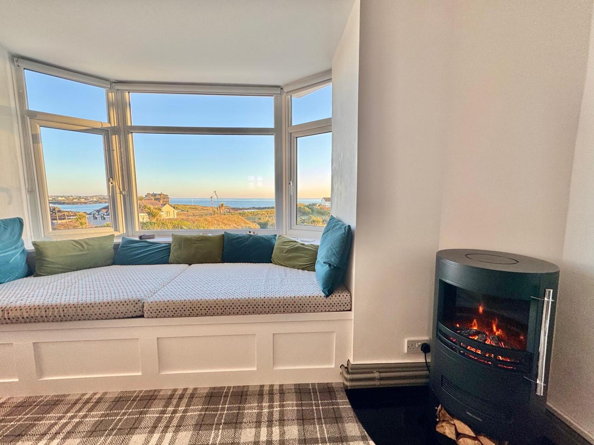 Lagoon View - Sea View- Pet Friendly - 2 Bed Apt - En-Suite Триадър Екстериор снимка